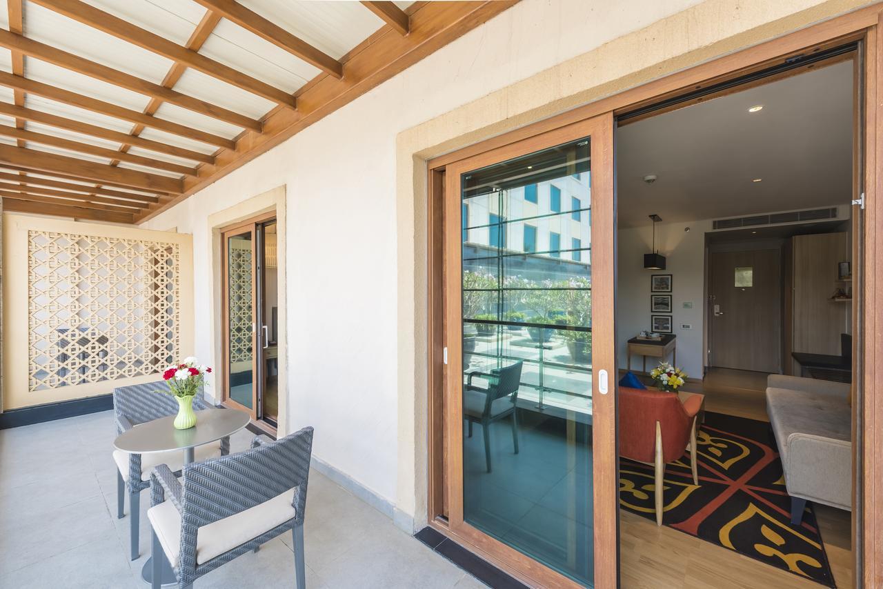 Grand Mercure Mysore - An Accor Brand Zewnętrze zdjęcie A sliding door